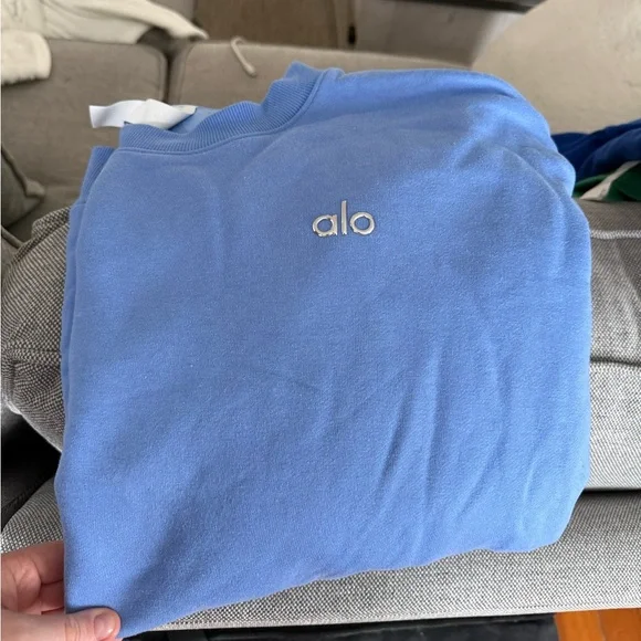 Alo Accolade Crew Neck Pullover - Picture 6 of 7